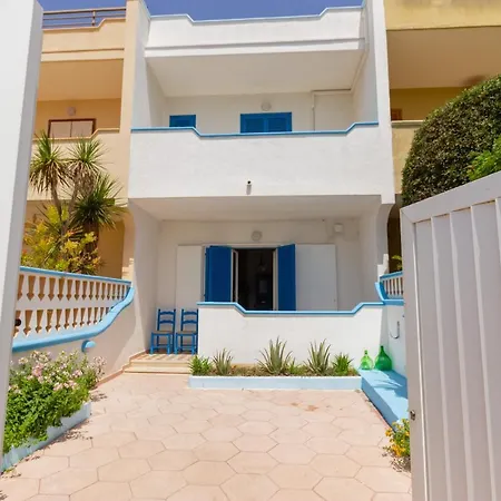 Villa Ranieri-Casa Con Vista A Campo Di Mare Torre San Gennaro Buitenkant foto